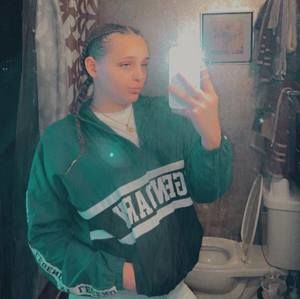 Meet your Posher, Keithana